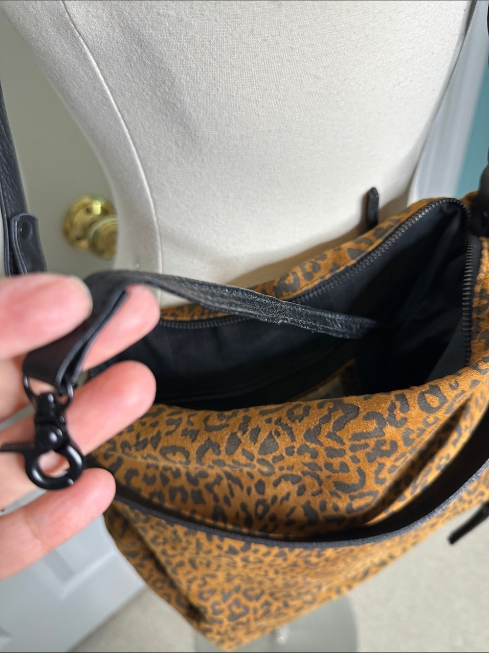 Daniella Lehavi leopard-print suede shoulder/crossbody bag - Picture 9 of 12